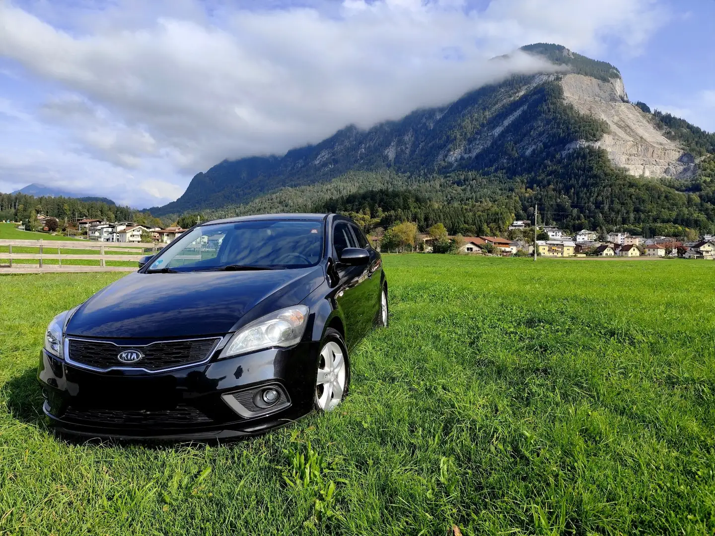 Kia ProCeed / pro_cee'd pro Ceed 1.6 CVVT Schwarz - 2