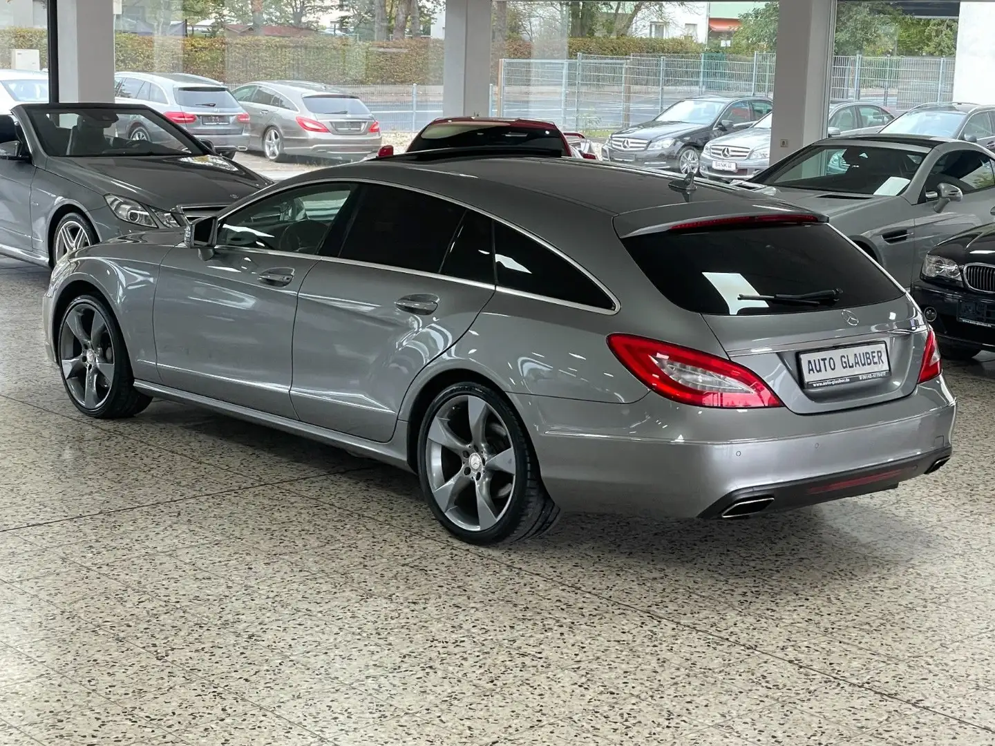 Mercedes-Benz CLS 350 CDI SB 4Matic/LED/Navi/Leder/2.Hand Silber - 2