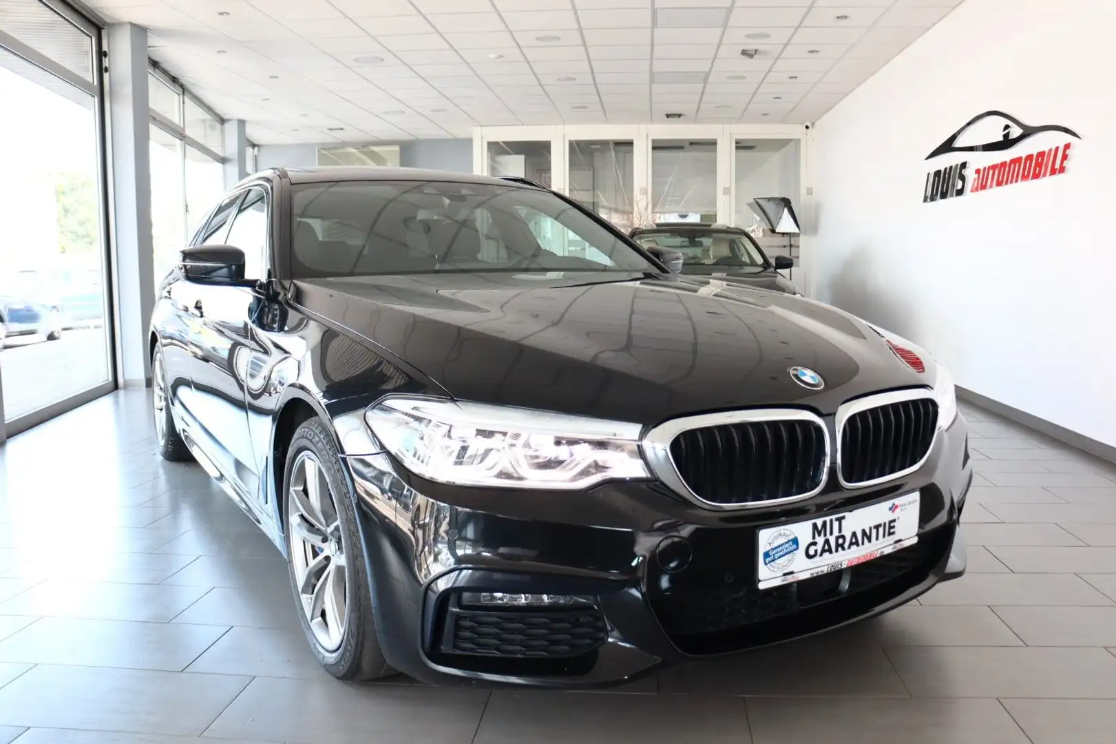 BMW 530 i xDrive  Touring M Sport Head-Up/Panor./LED Schwarz - 2