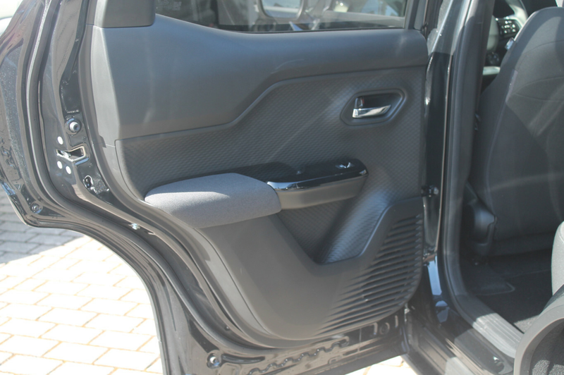 Suzuki Vitara Comfort 61 KWH — photo 9