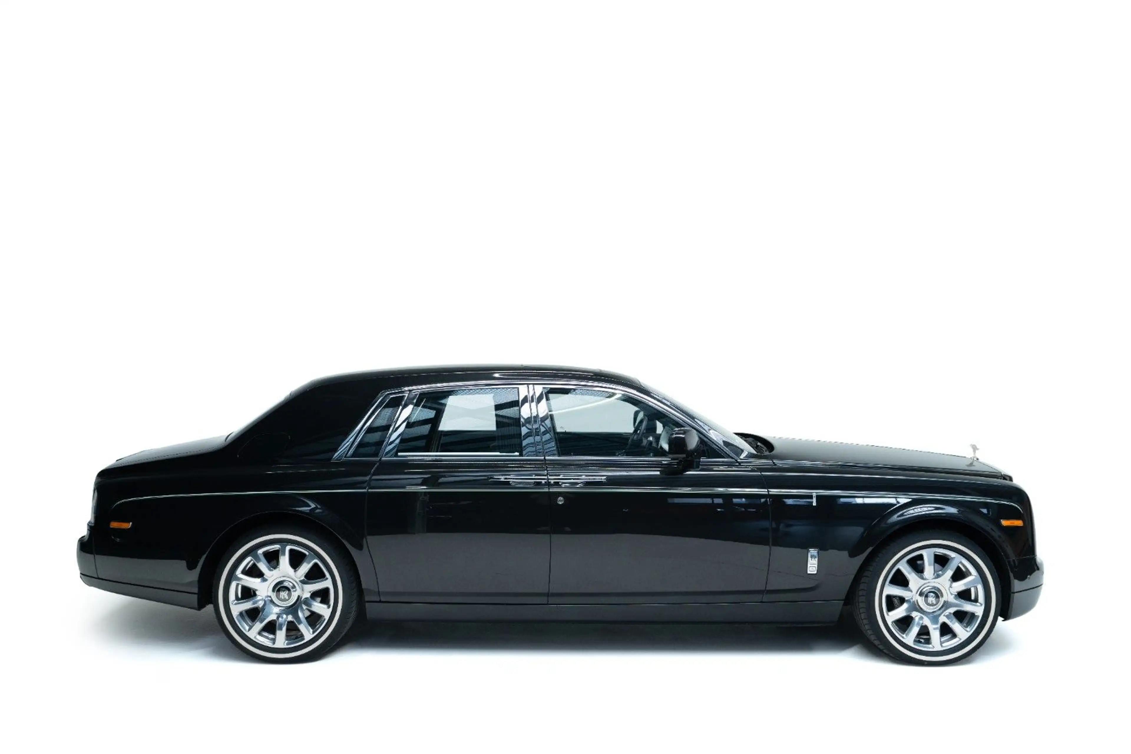 Rolls-Royce Phantom - — photo 4