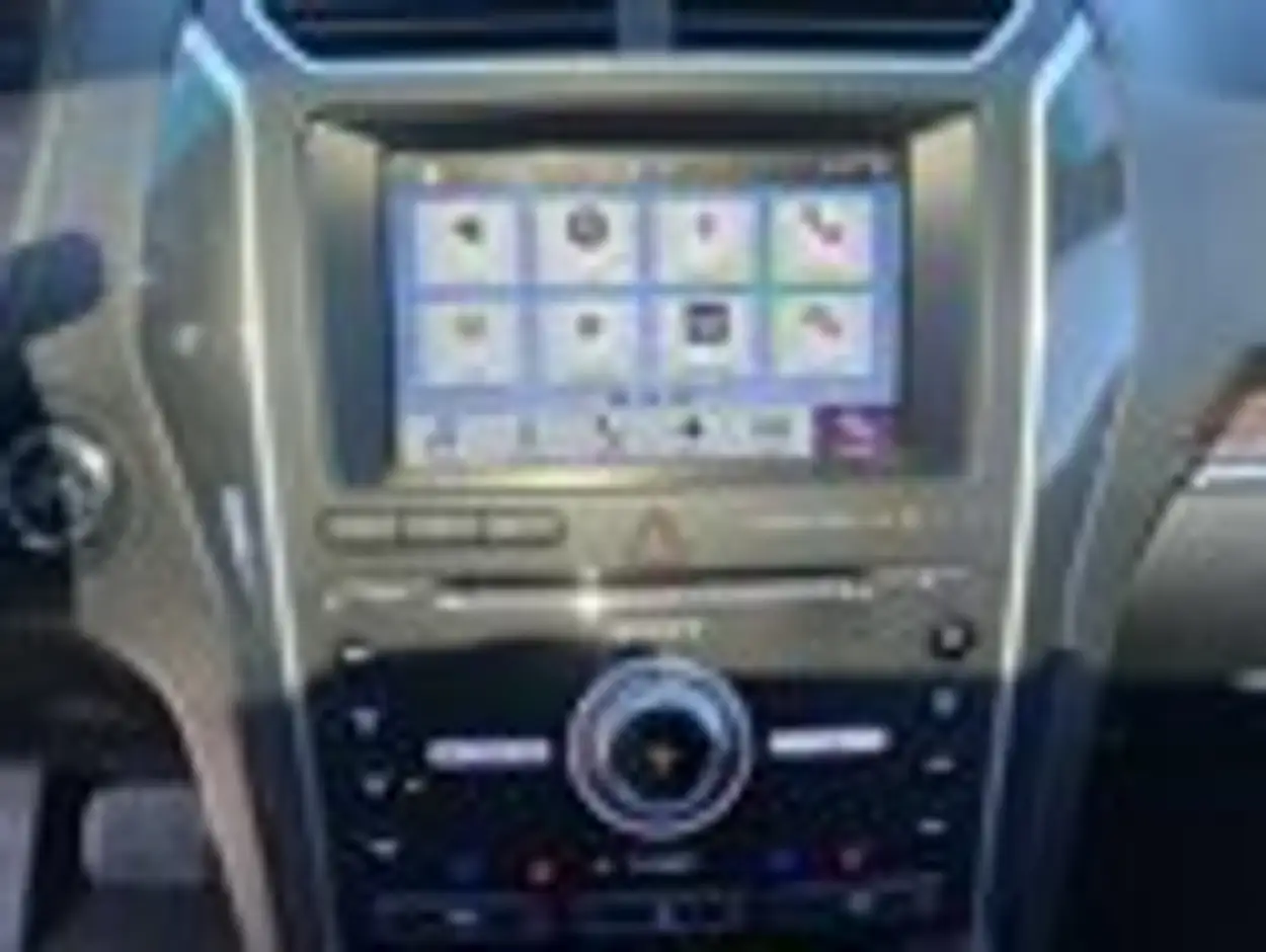 Ford Explorer photo Ford Explorer