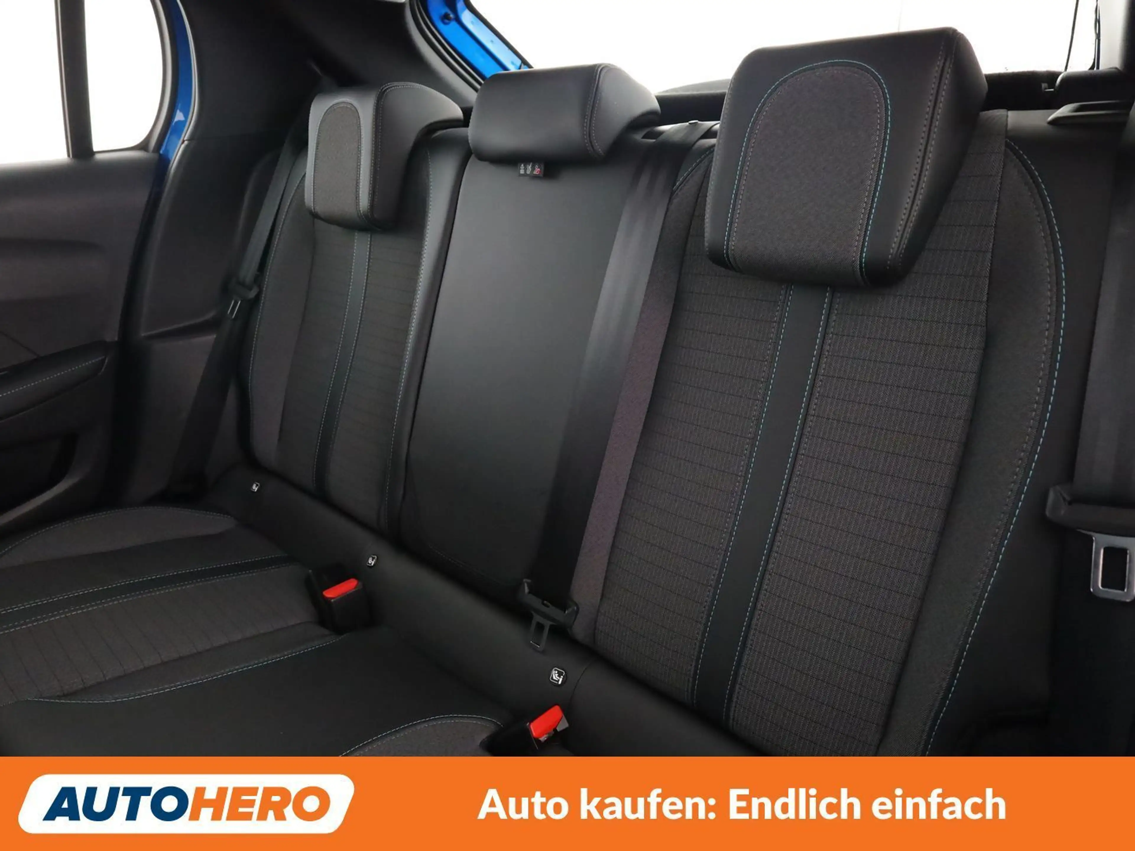 Peugeot 208 1.2 PureTech Allure — photo 14