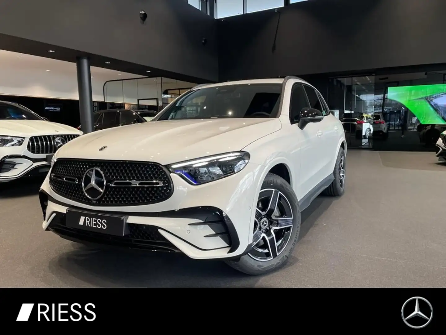Mercedes-Benz GLC 200 AMG+DISTR+MEMORY+360°+KEYLESS+TOTW+NIGHT Weiß - 1