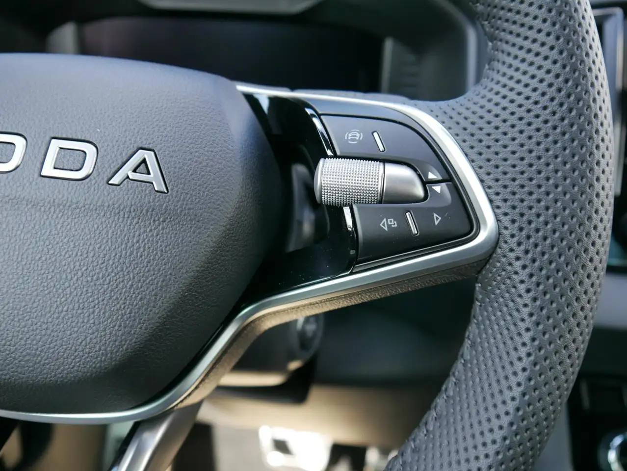 Skoda Karoq 2026 — фото 13
