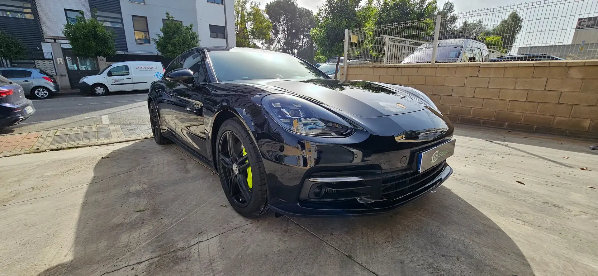 Porsche Panamera 4 e-Hybrid Sport Turismo Nero - 2