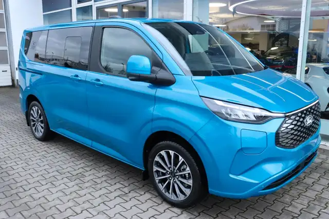 Ford Tourneo Custom Titanium X BEV 340 L1 0,0% FIN  *