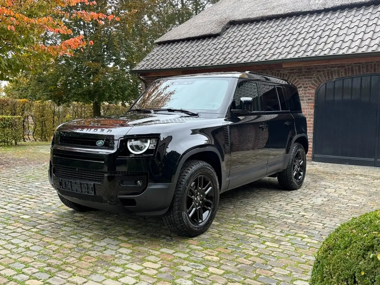 Land Rover Defender Defender 110 LICHTE VRACHT-3 ZIT € 65.000+BTW Noir - 1