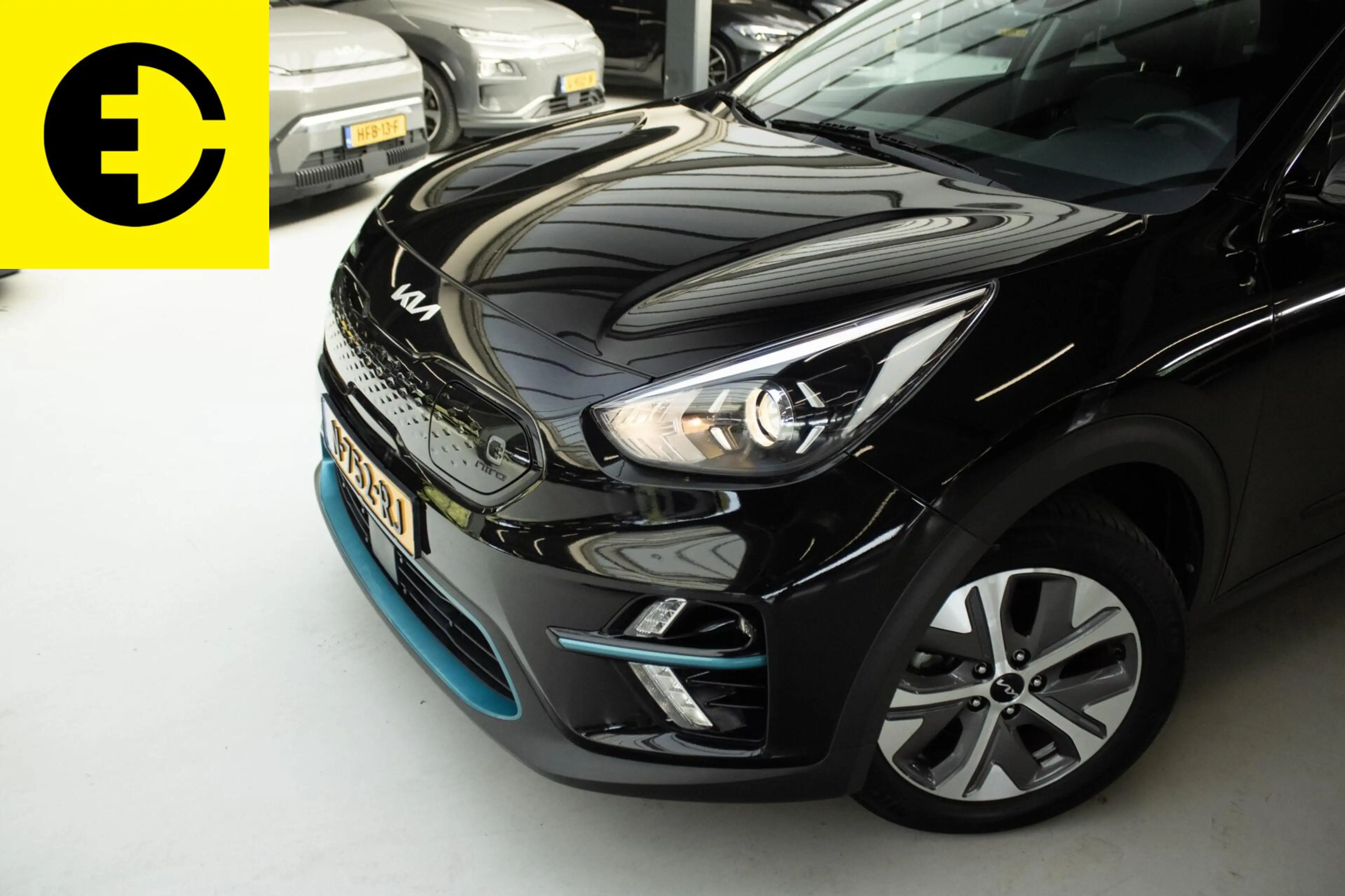 Kia e-Niro DynamicLine 64 kWh | Stoelverwarming | Cruise | 3 — photo 2