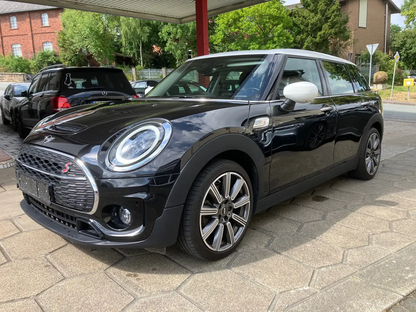 MINI Cooper S Clubman Clubman 2.0 16V Classic Trim SHZ Navi Leder Noir - 1