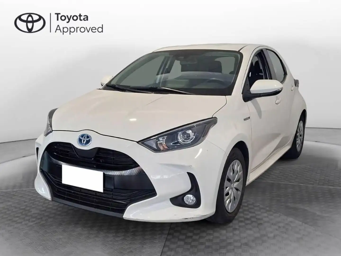 Toyota Yaris 1.0 Active Bianco - 1