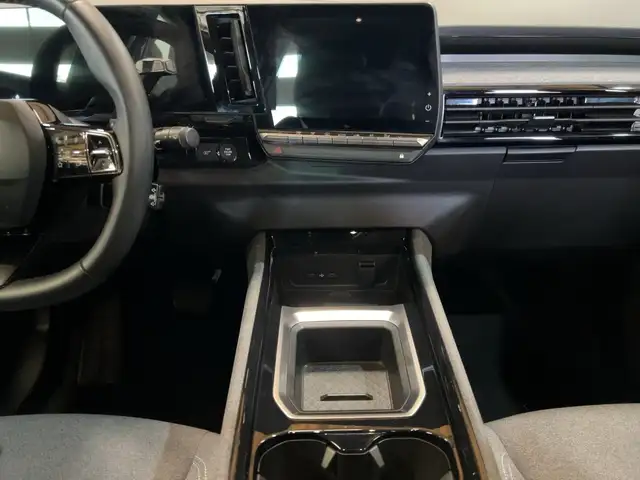 Renault Austral view 12