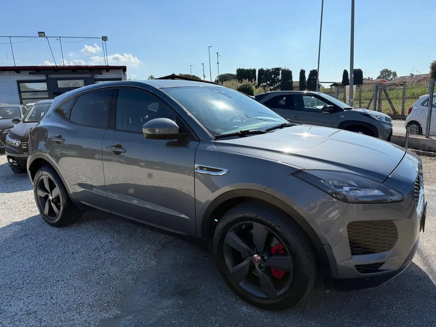 Jaguar E-Pace E-Pace 2017 2.0d i4 R-Dynamic awd 150cv auto my19 Grigio - 2