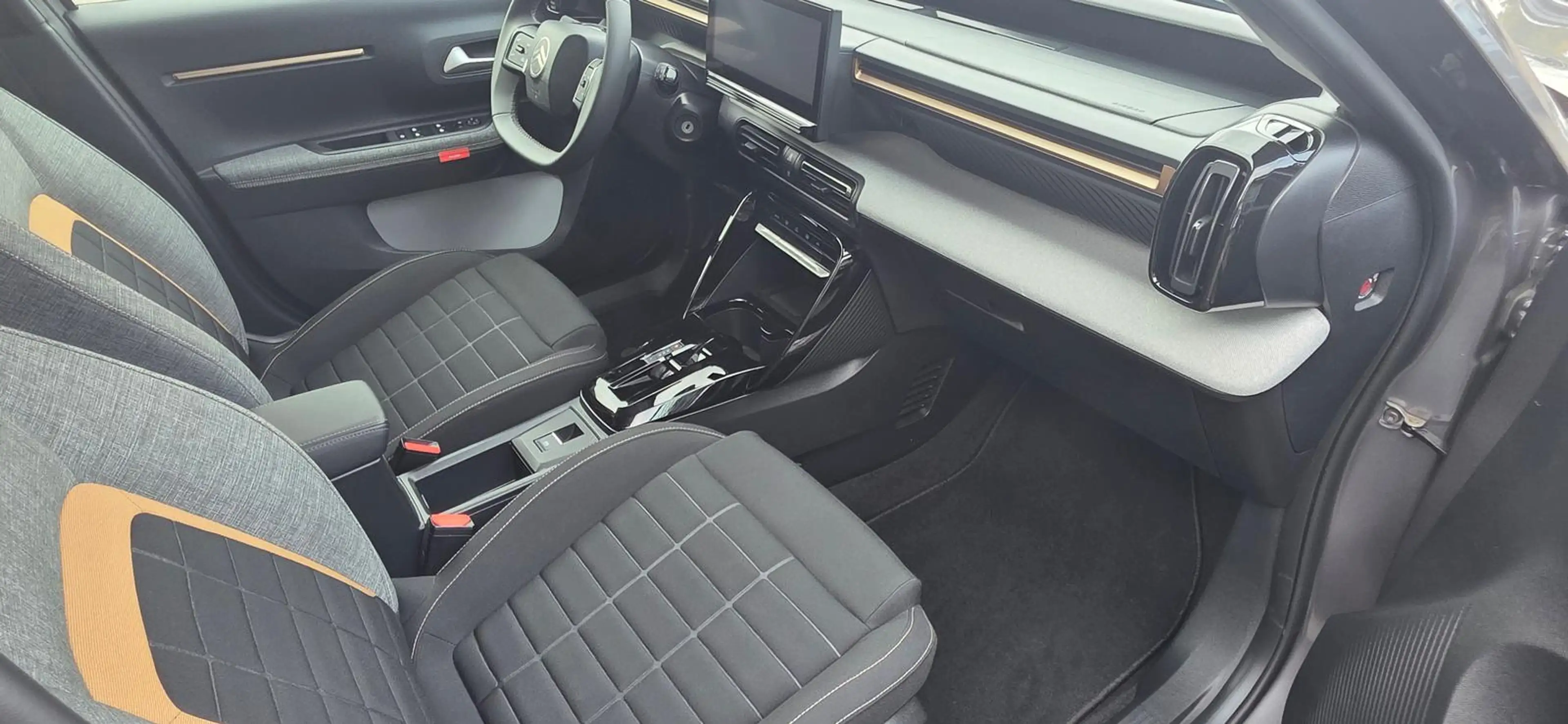 Citroen C3 Aircross Hybrid 145 Plus AppConn*RFK*FLA — photo 11