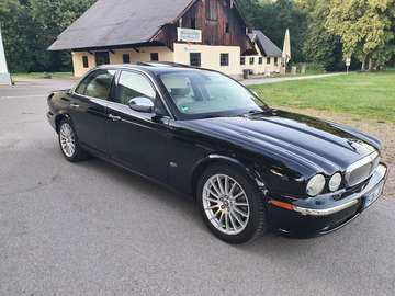 XJ6 2.7 Twin Turbo Diesel Executive