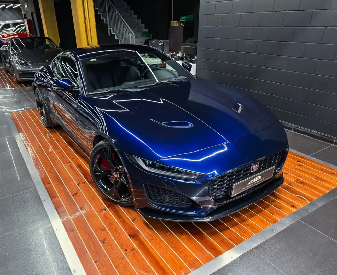 Jaguar F-Type Coupé 2.0 I4 Aut. 300 Azul - 2