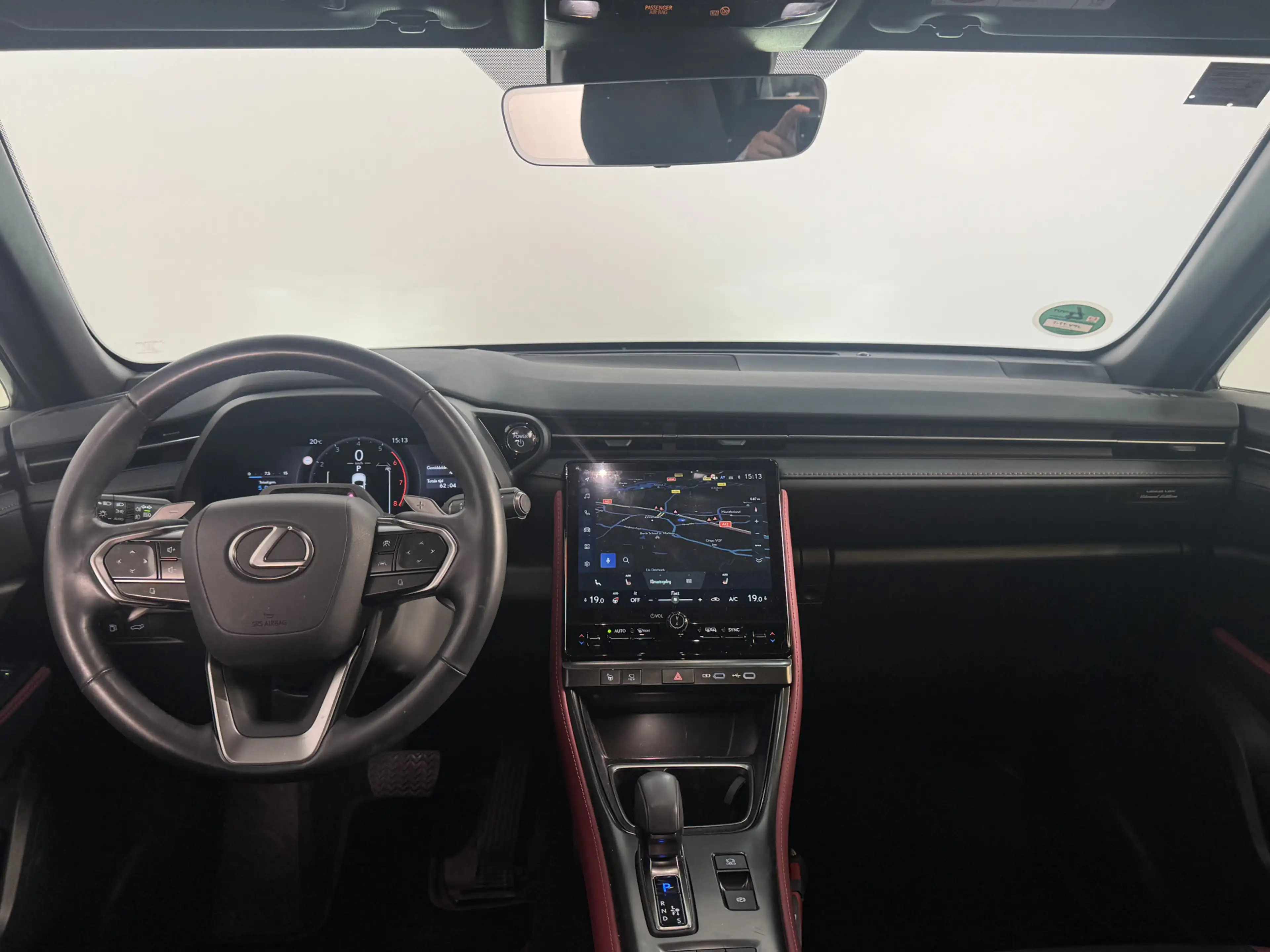 Lexus LBX 35th Edition | Advanced Pack | — photo 2