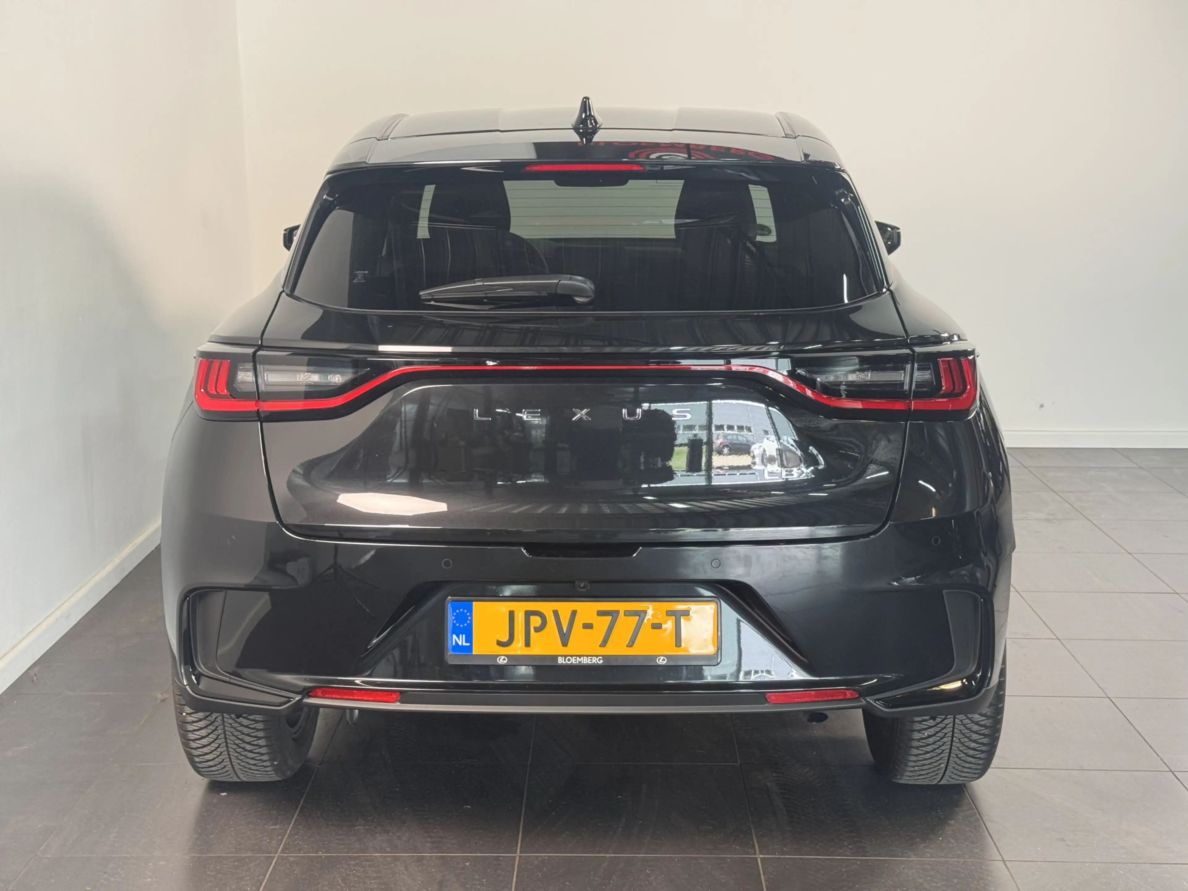 Lexus LBX 35th Edition | Advanced Pack | — photo 9