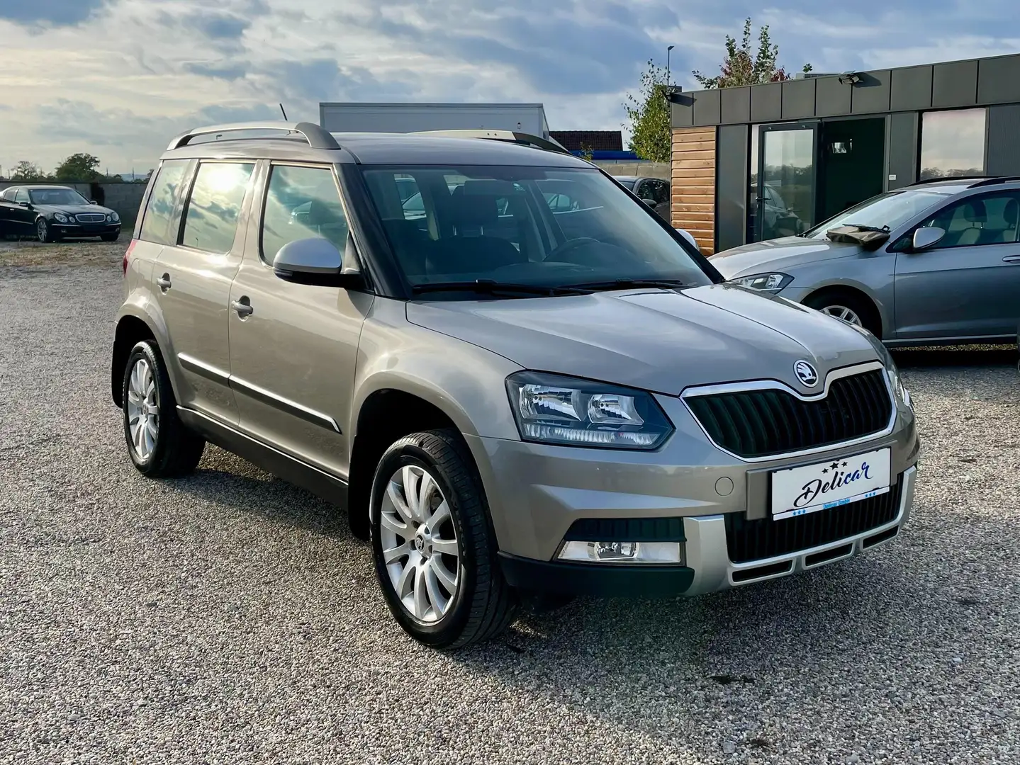 Skoda Yeti Elegance Outdoor 4x4 ERSTBESITZ ARBÖ Pickerl - 1