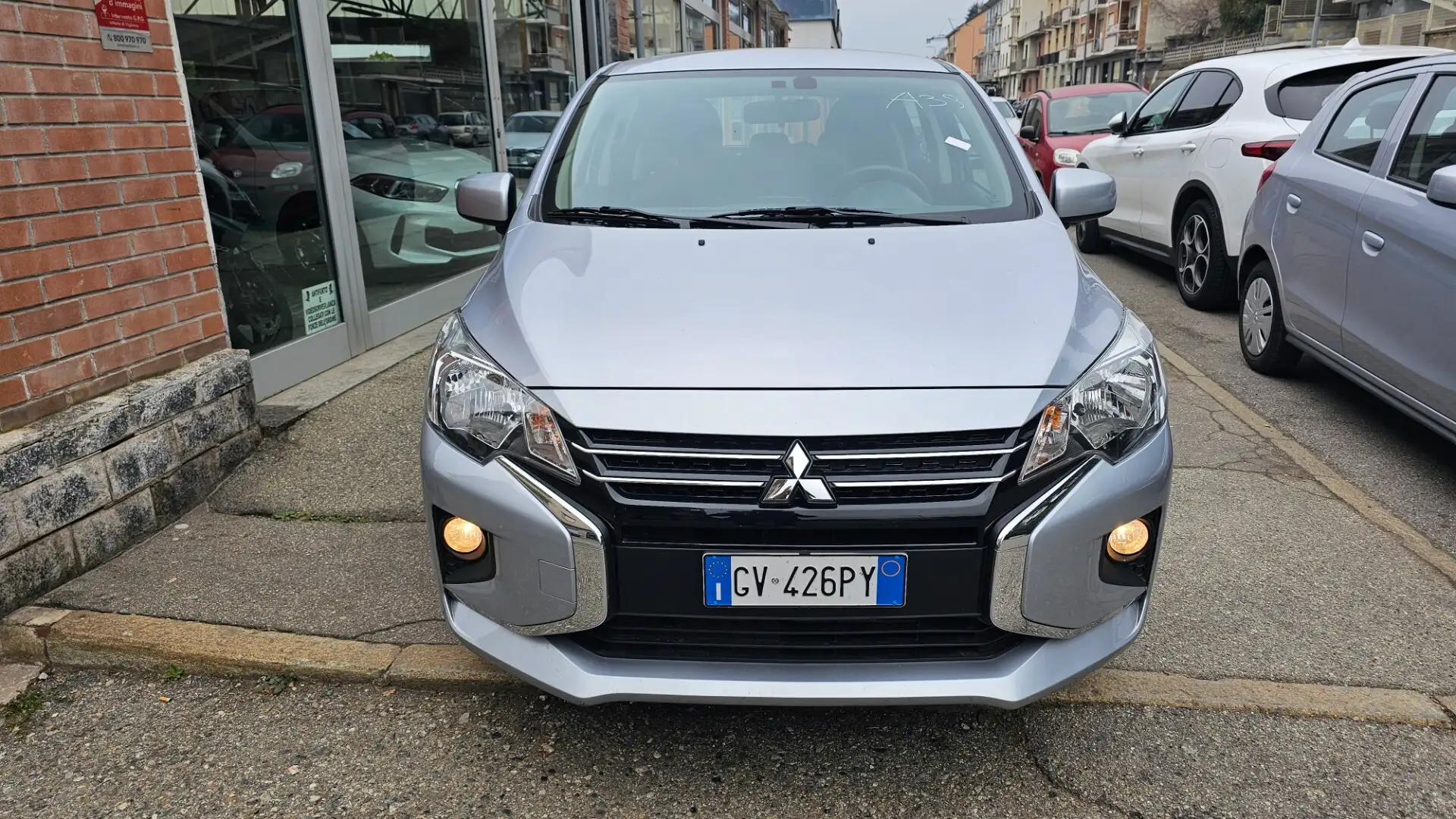 Mitsubishi Space Star Space Star 1.2 Invite Iva Grau - 2