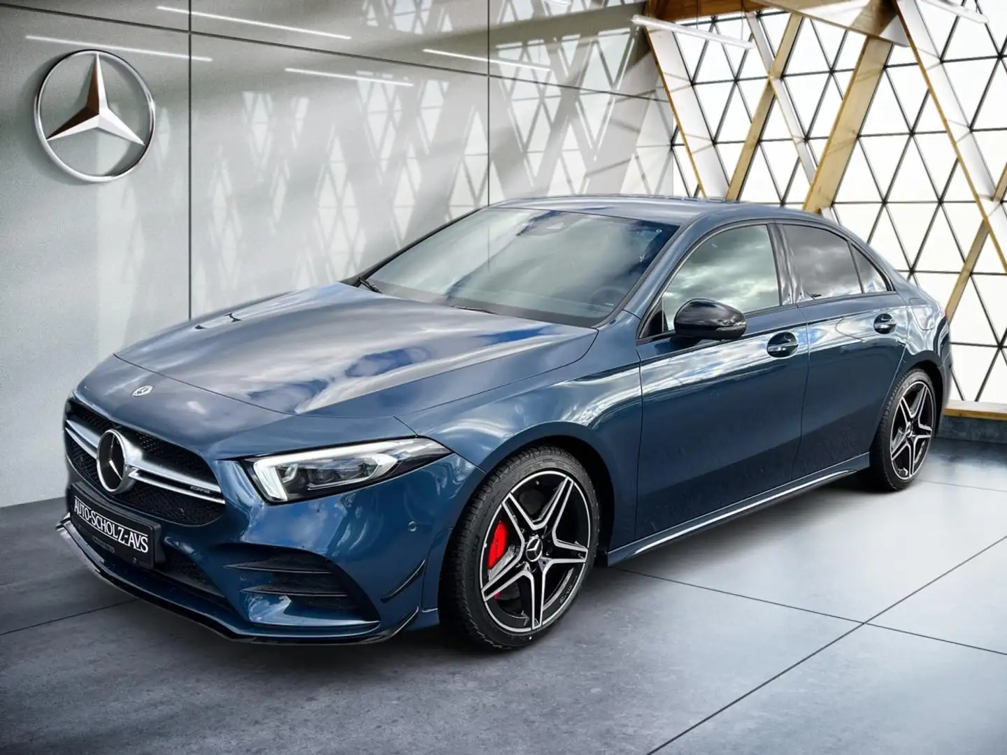 Mercedes-Benz A 35 AMG 4M Limousine 360°*MBeam*DAB*Distro*Ambi Blau - 2