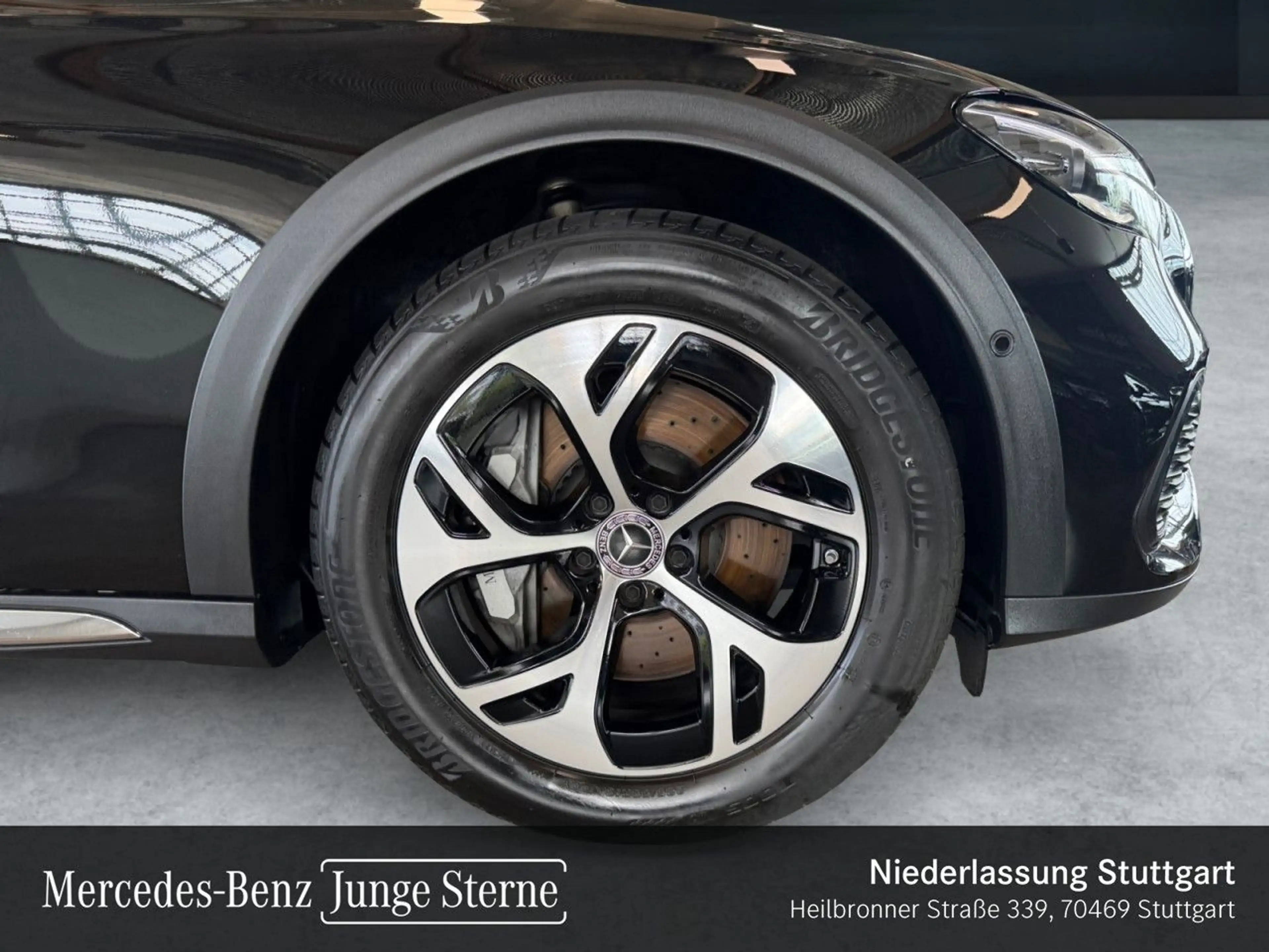 Mercedes-Benz E 450 d T 4M Avantgarde Fahrass WideScreen 360° 9G — photo 3
