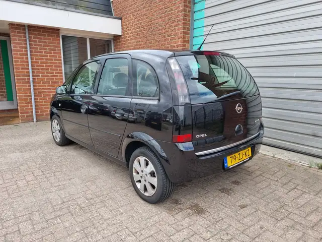 Opel Meriva view 3