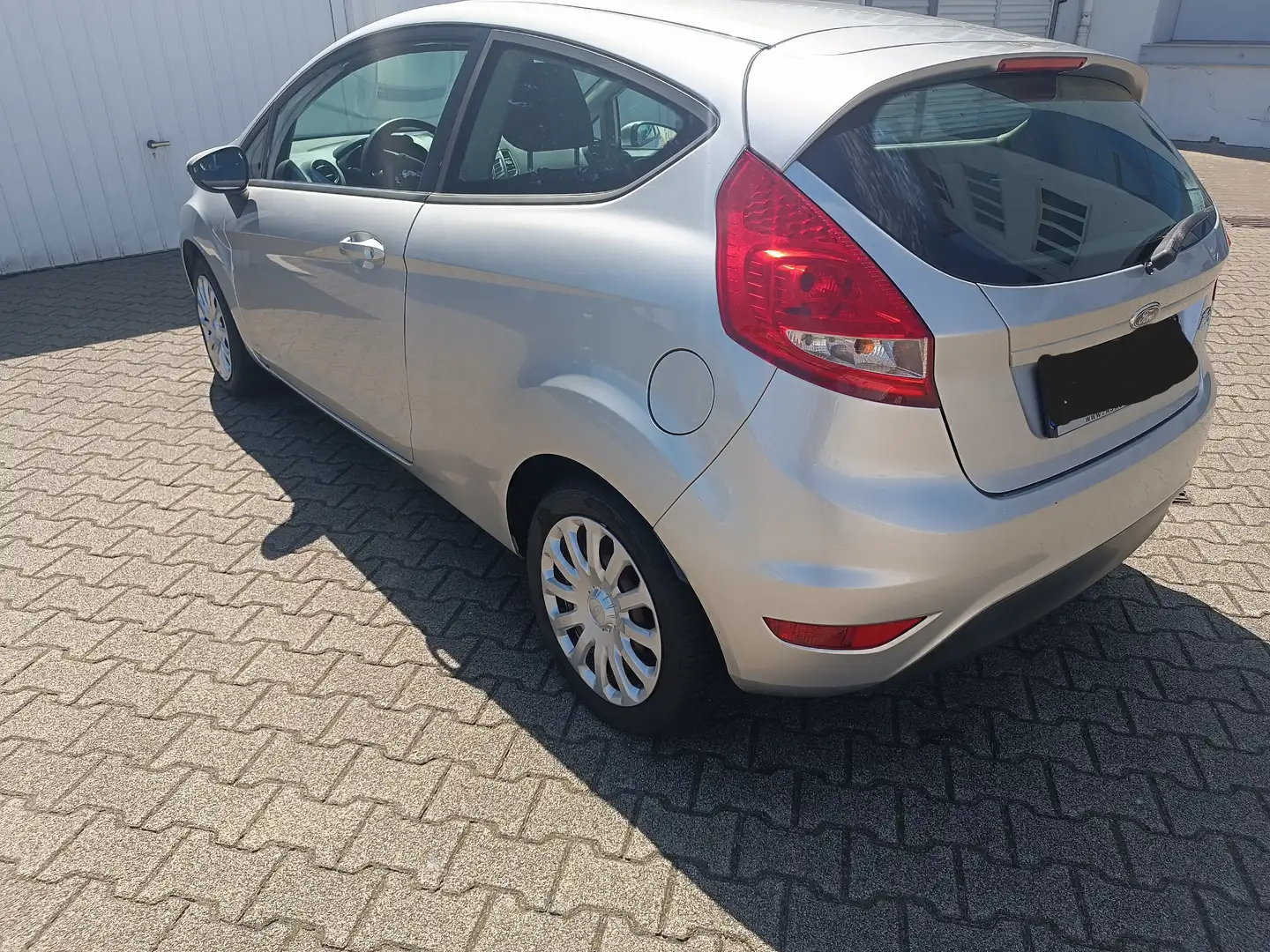 Ford Fiesta Fiesta 1.25 Trend Silber - 2