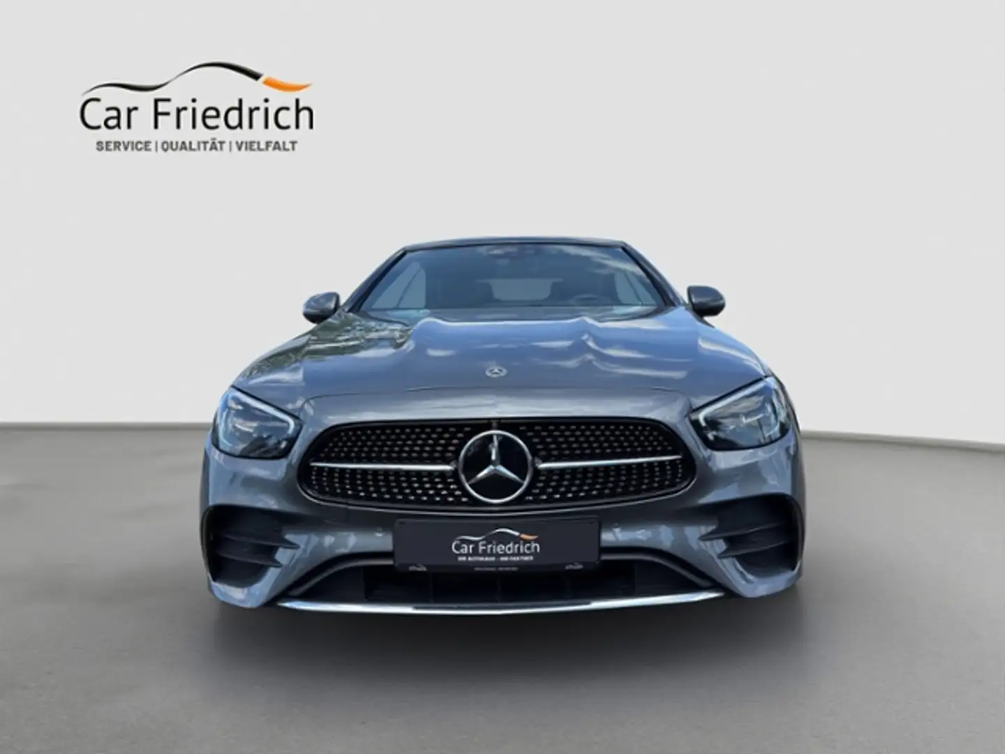 Mercedes-Benz E 300 d 4Matic AMG Line Assistenz Gris - 2