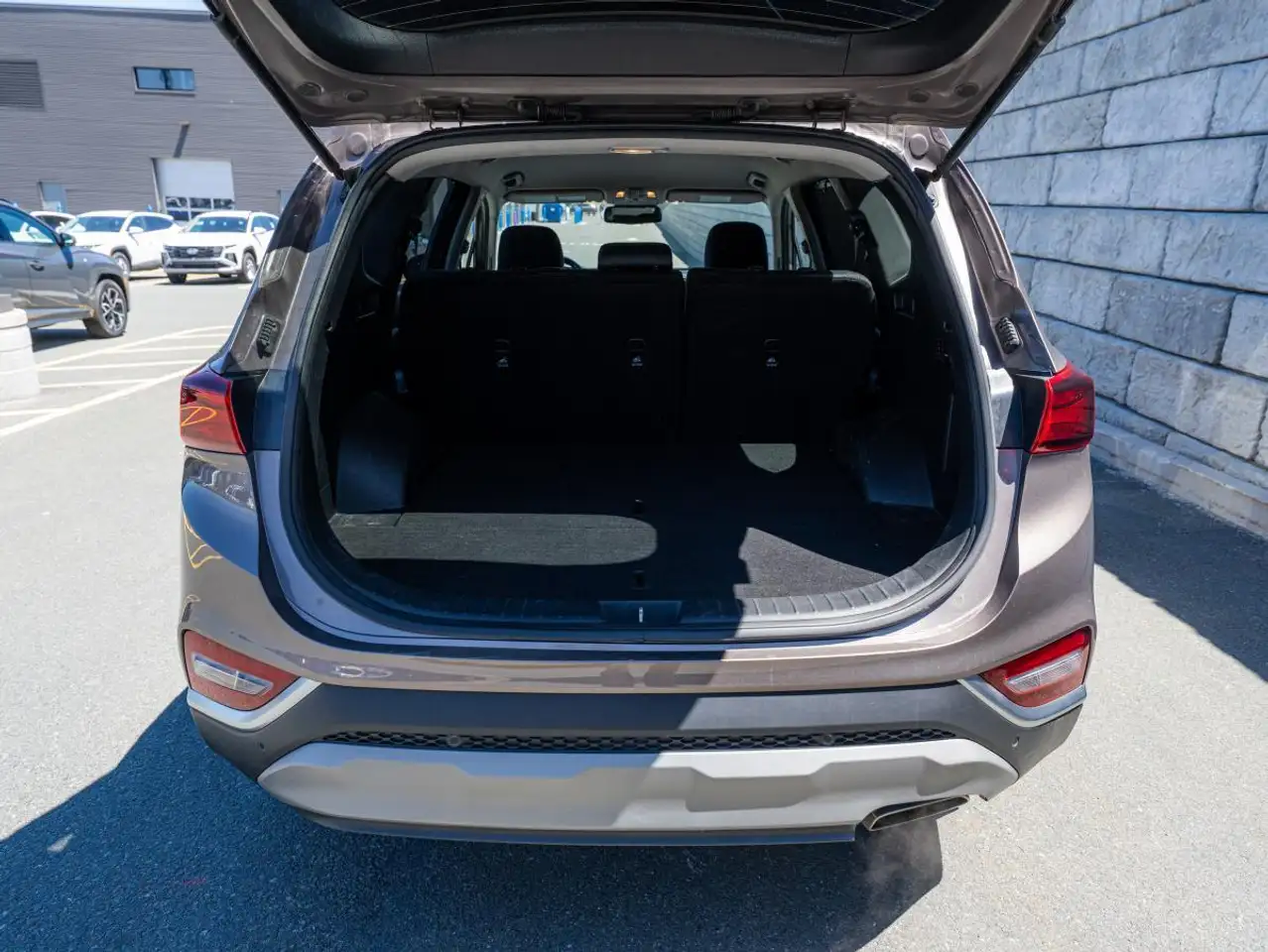 Hyundai SANTA FE photo Hyundai SANTA FE