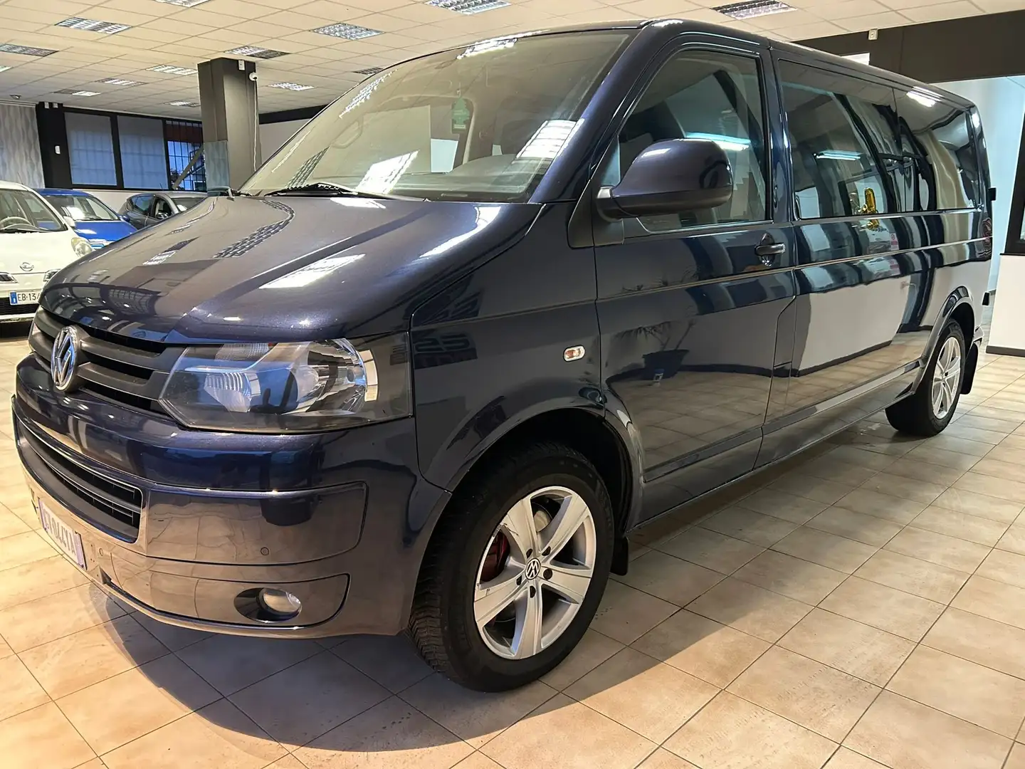 Volkswagen T5 Transporter Blu/Azzurro - 1