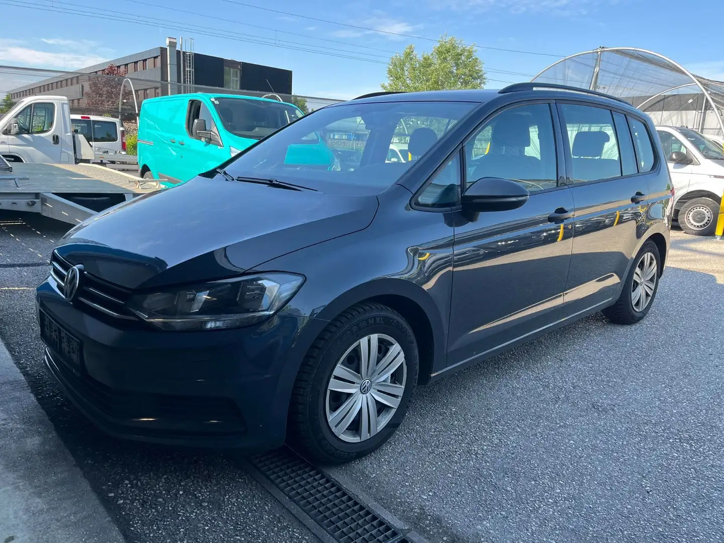 Volkswagen Touran Trendline 1,6 SCR TDI 7-Sitzer-AHK Grigio - 1