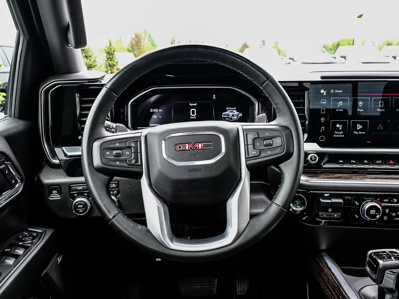 GMC Sierra 1500 снимка GMC Sierra 1500