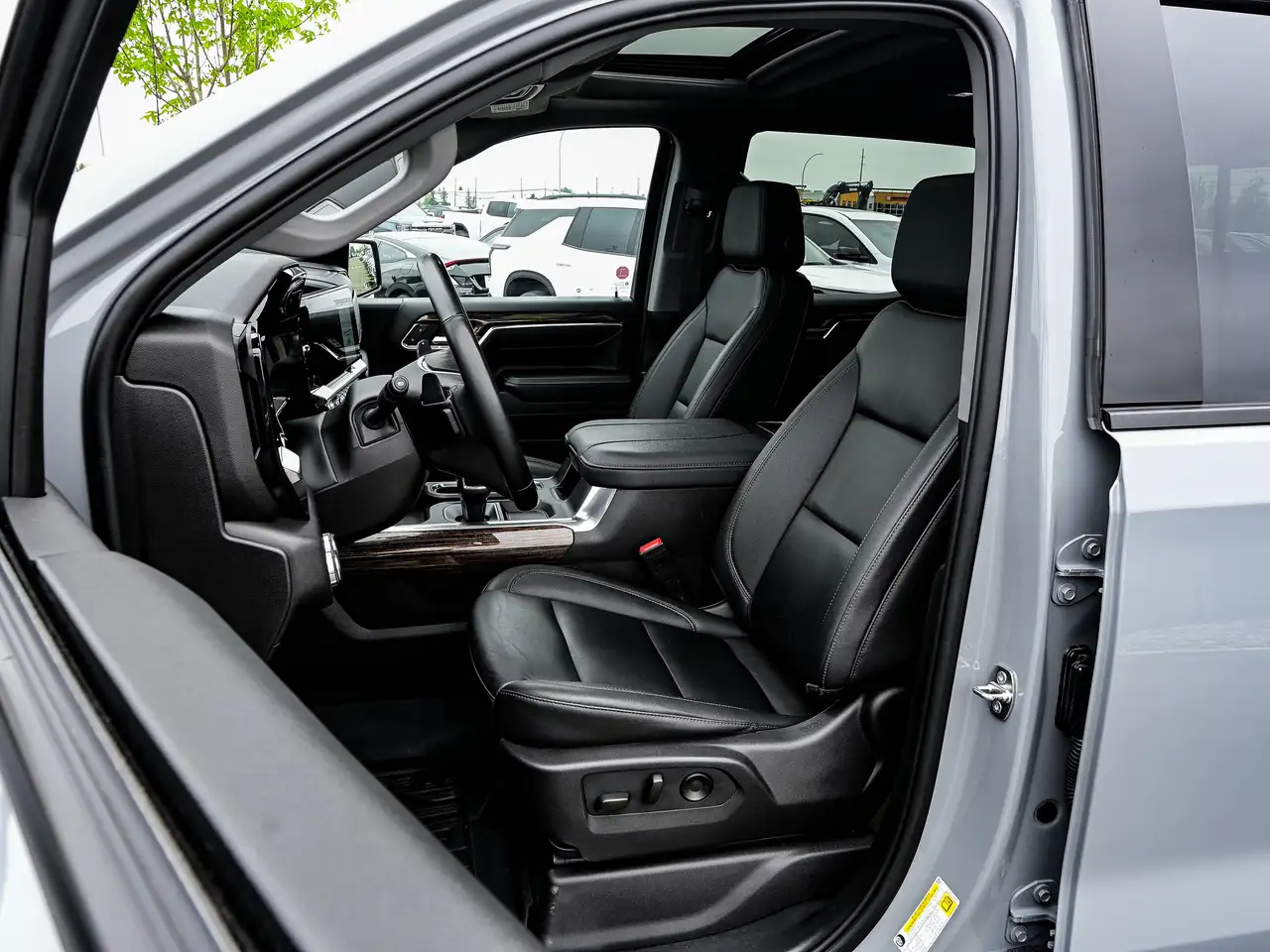 GMC Sierra 1500 снимка GMC Sierra 1500