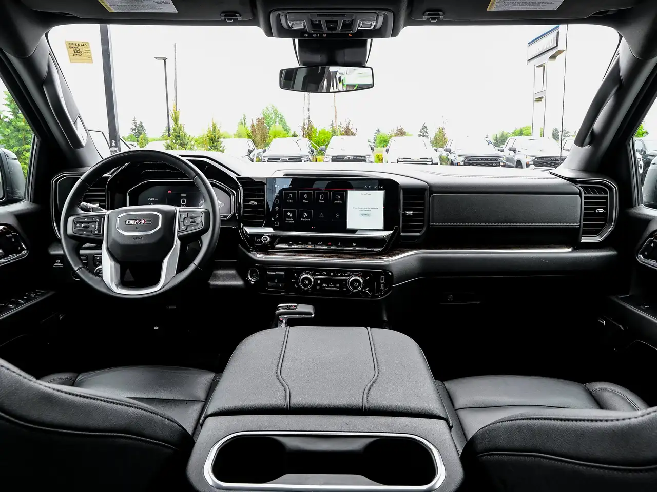 GMC Sierra 1500 снимка GMC Sierra 1500