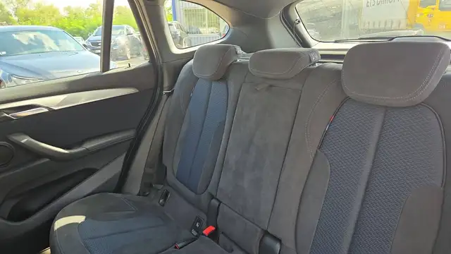 BMW X1 view 9
