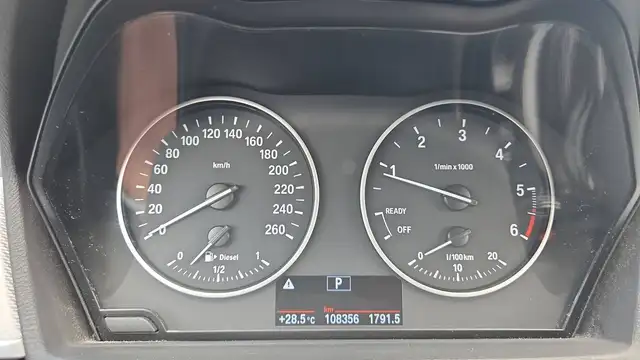 BMW X1 view 12