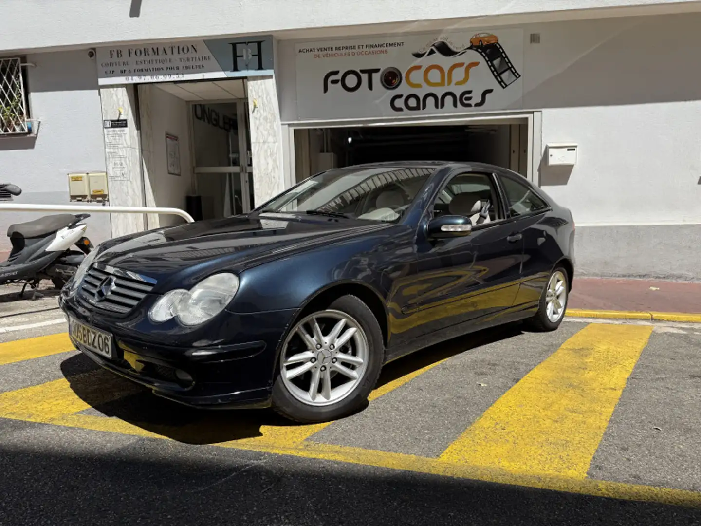 Mercedes-Benz C 180 180K SPORT BV6 Blue - 1