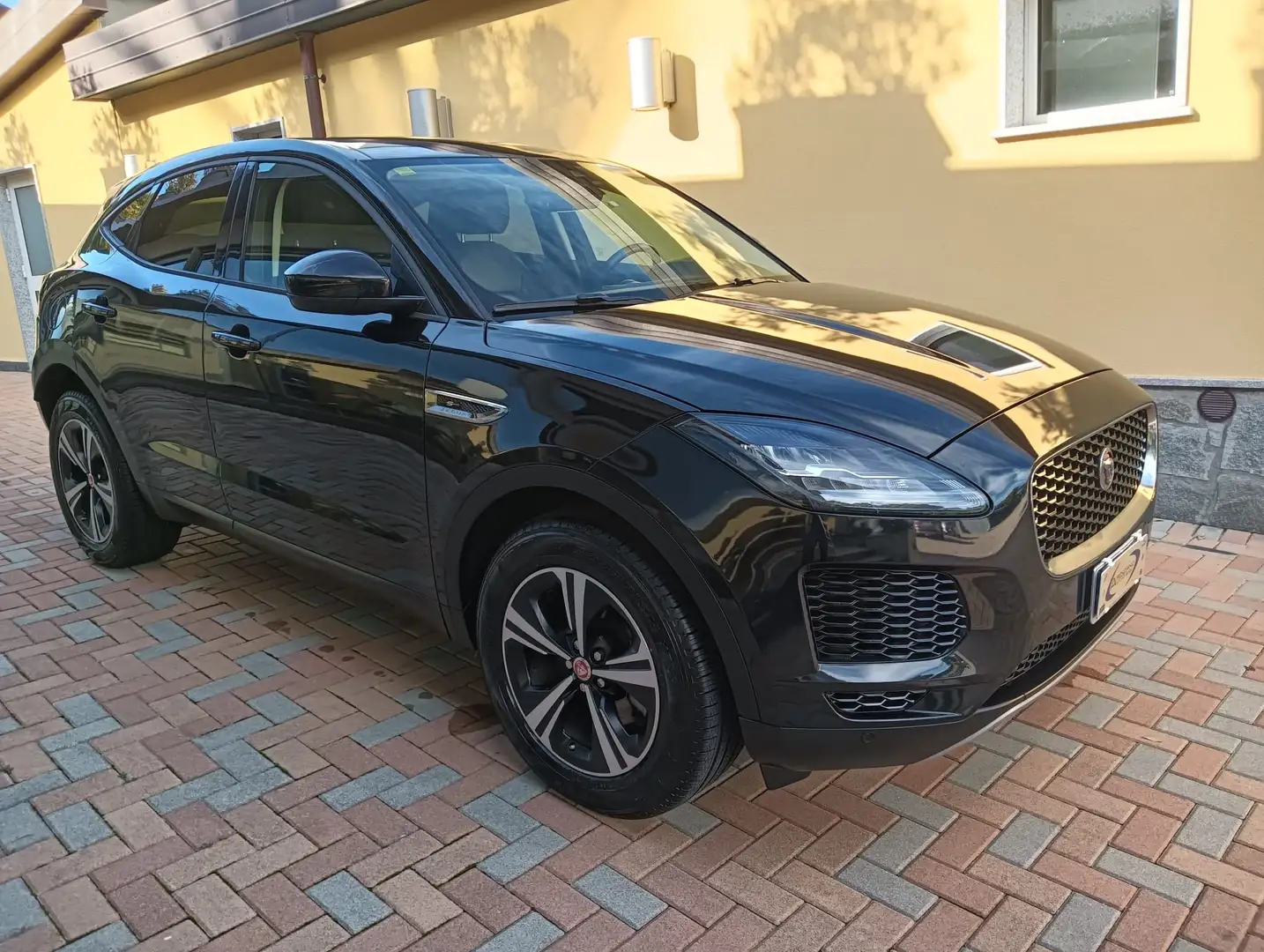 Jaguar E-Pace 2.0d i4 R-Dynamic S awd 150cv auto my19 - 2