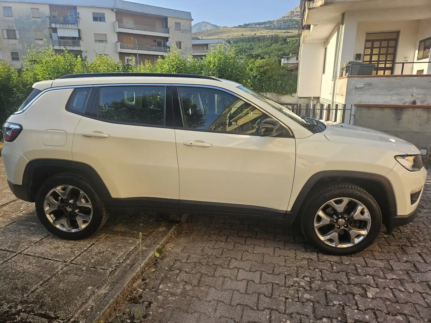 Jeep Compass Compass 2.0 mjt Limited 4wd 140cv auto Bianco - 2
