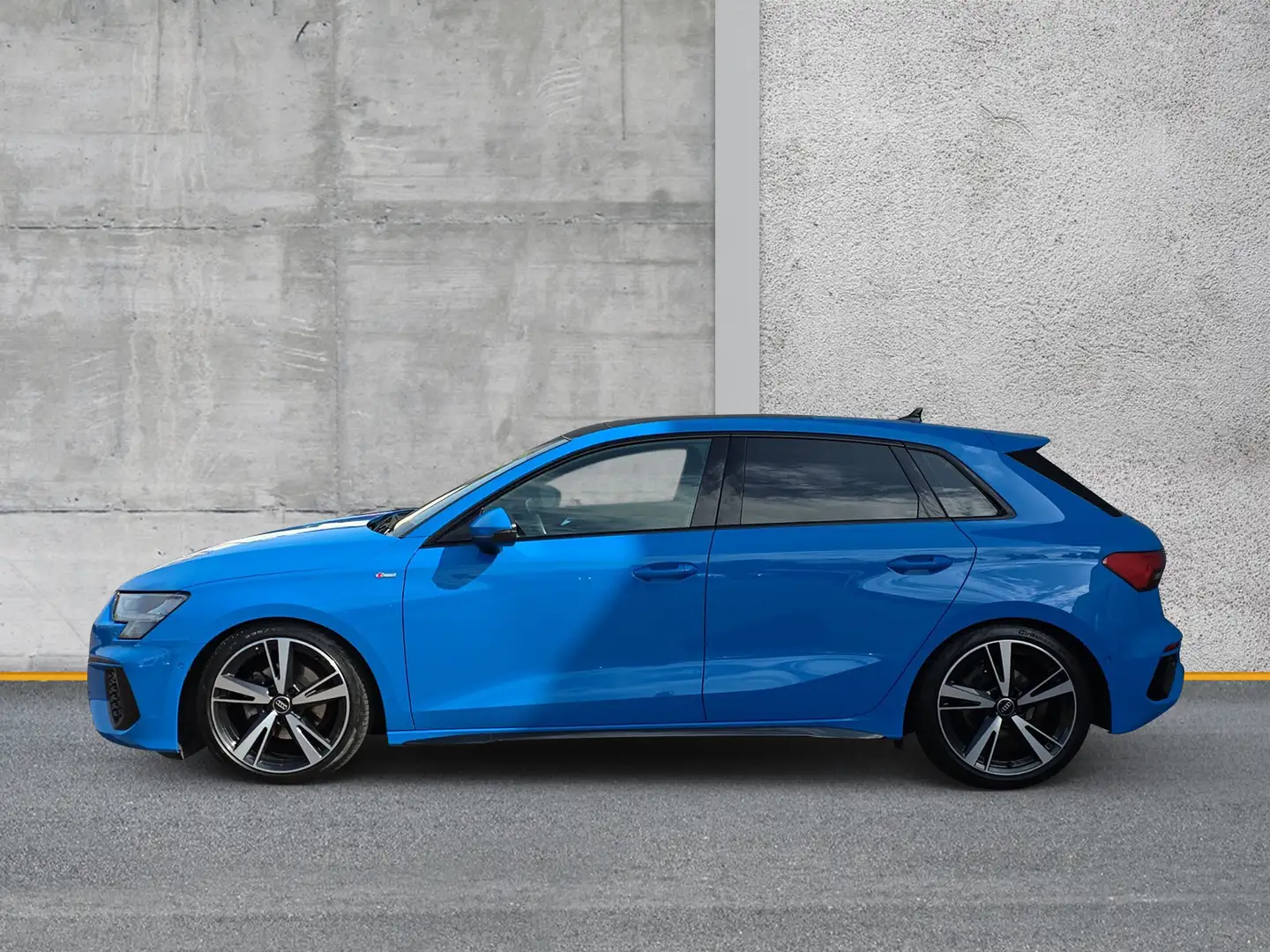 Audi A3 Sportback 30 TDI S line H&R PANO STANDHZG 18" Blau - 2
