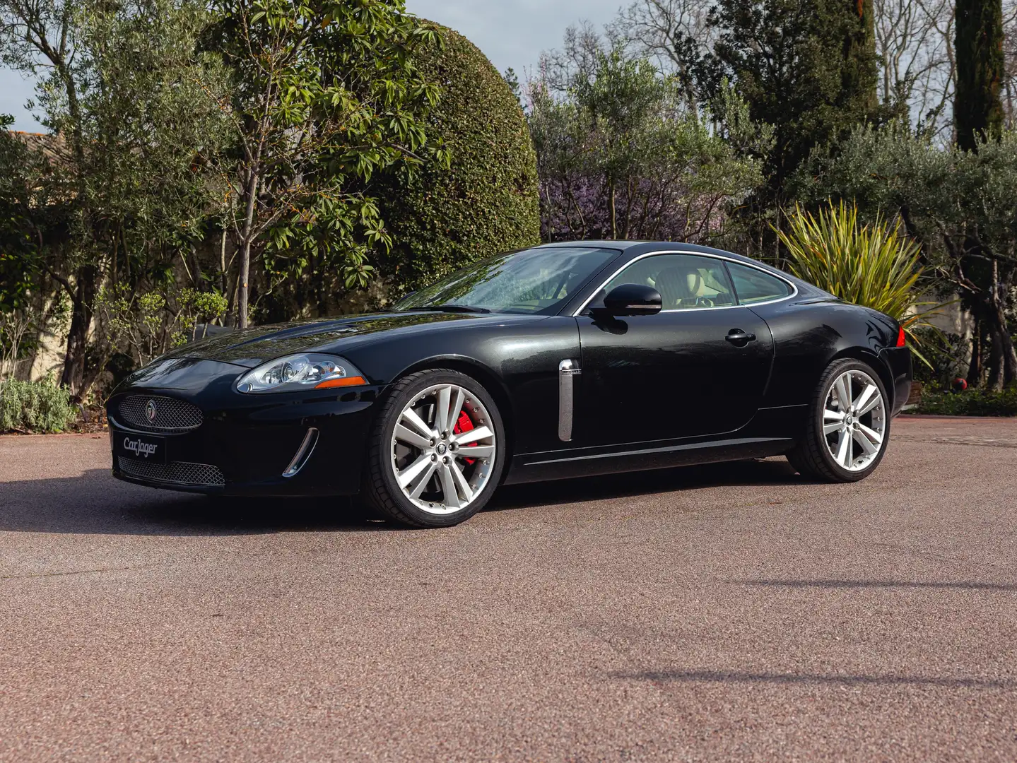 Jaguar XKR X150 Coupé 5.0 V8 Schwarz - 1