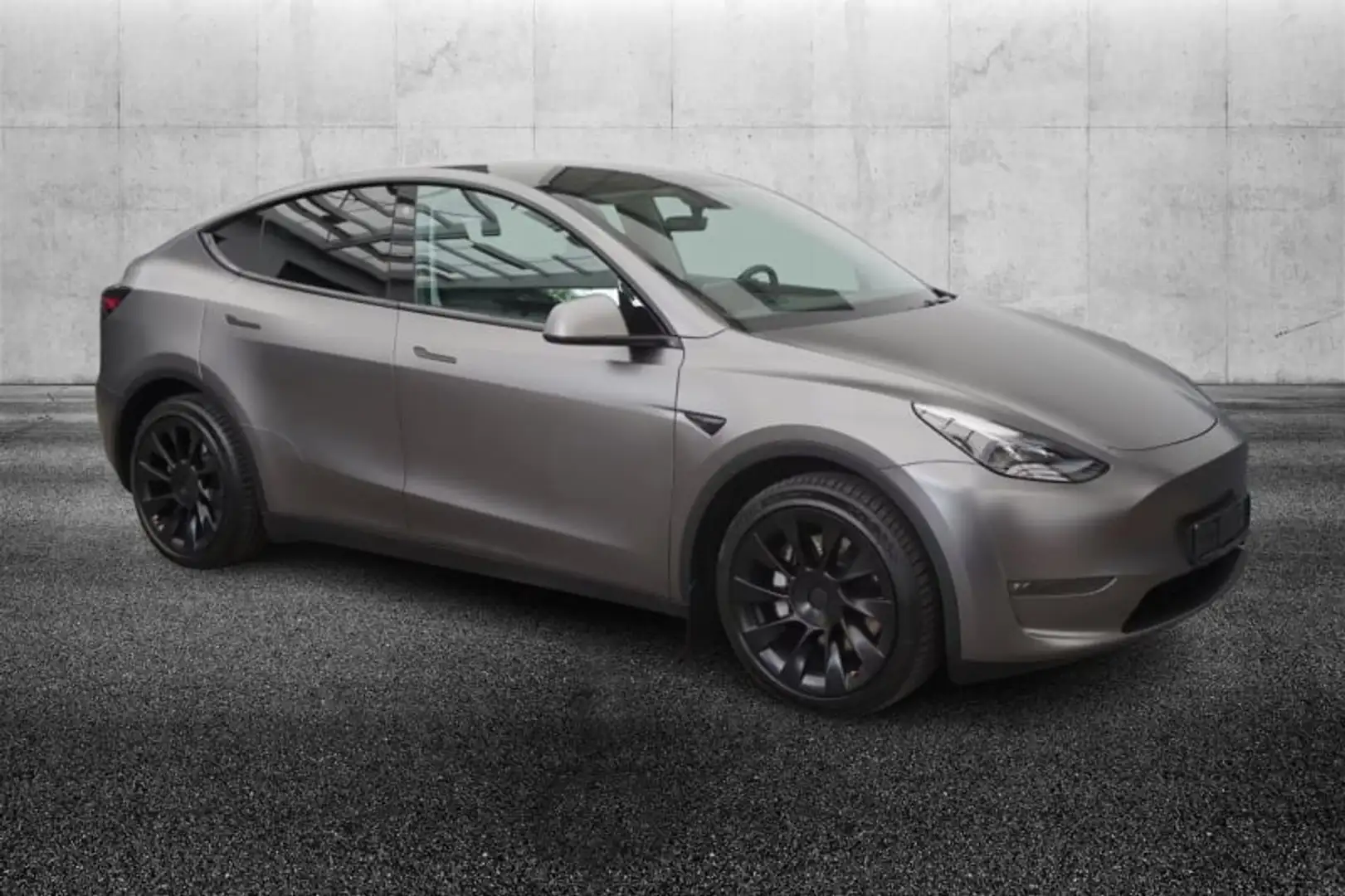 Tesla Model Y Long Range AWD Gris - 2