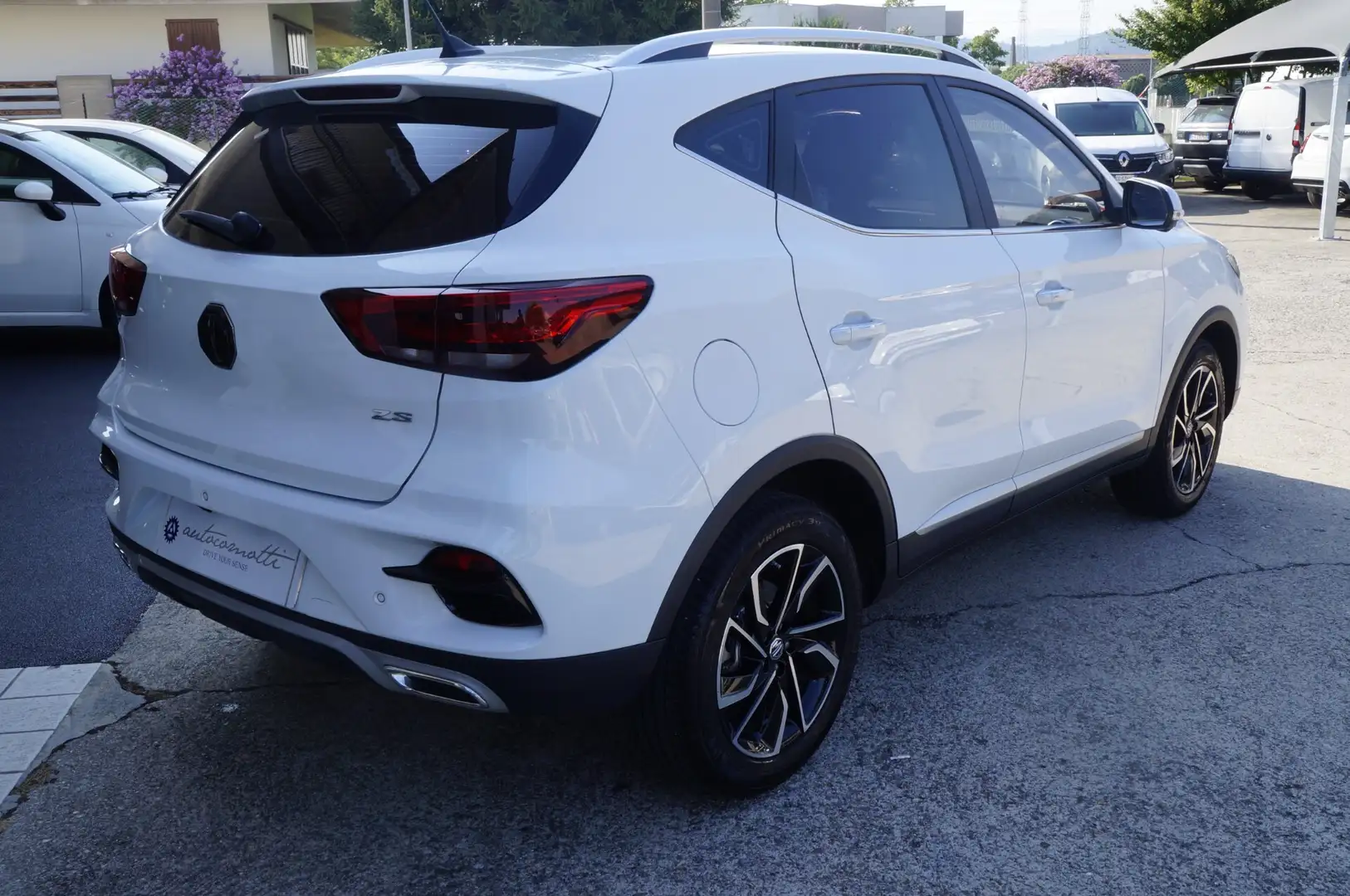 MG ZS 1.0T-GDI aut. Luxury Bianco - 2