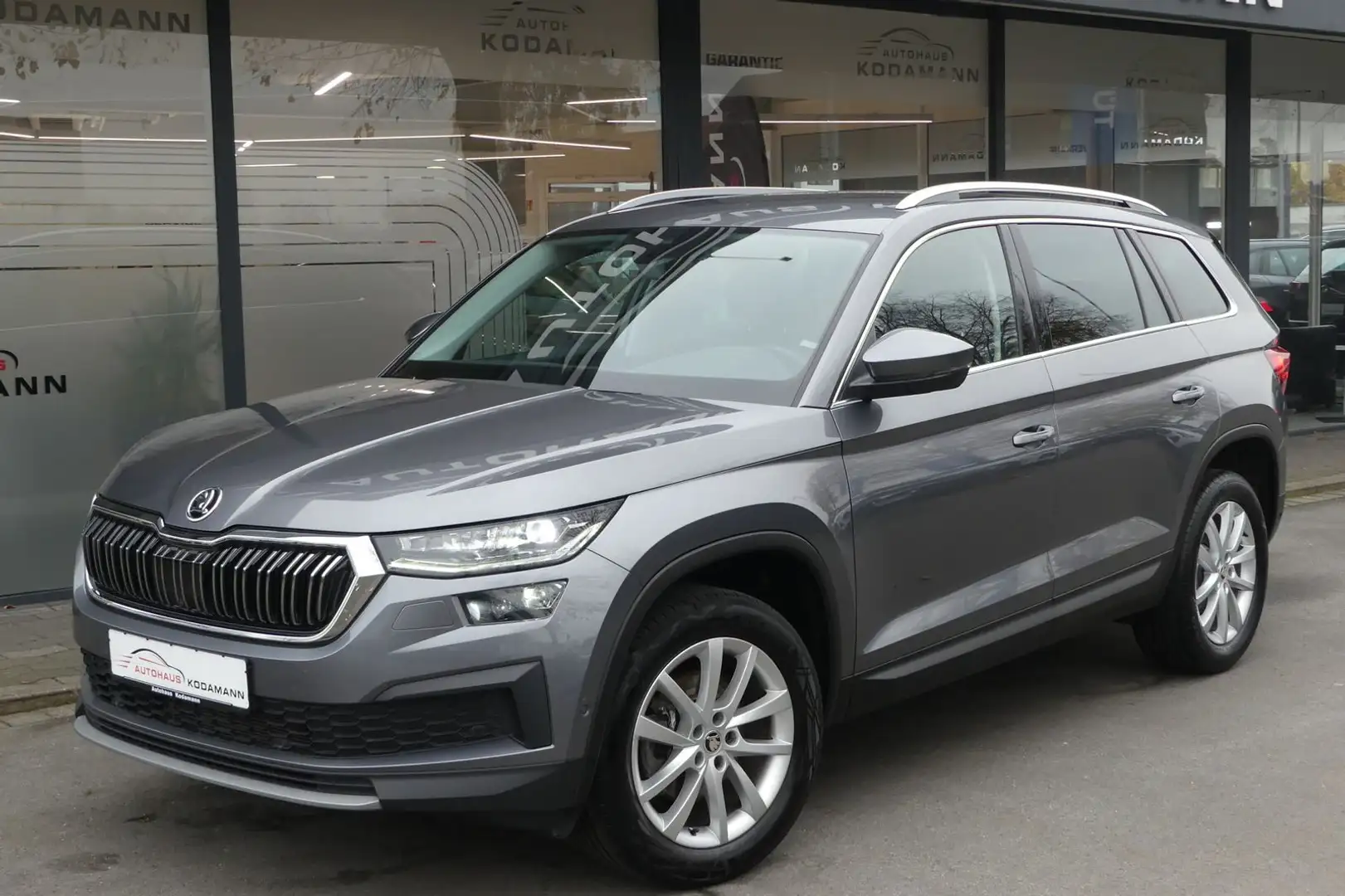 Skoda Kodiaq Style*Virtual*360°Cam*Memory*MATRIX*AHK* Gris - 2