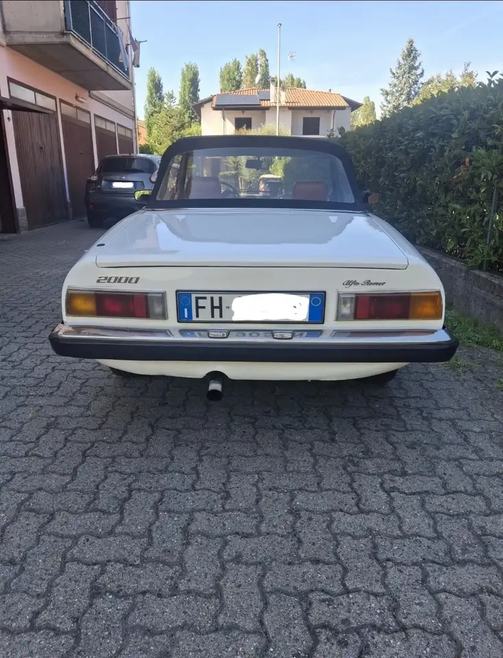 Alfa Romeo Spider 2.0 Veloce 128cv, foto 3