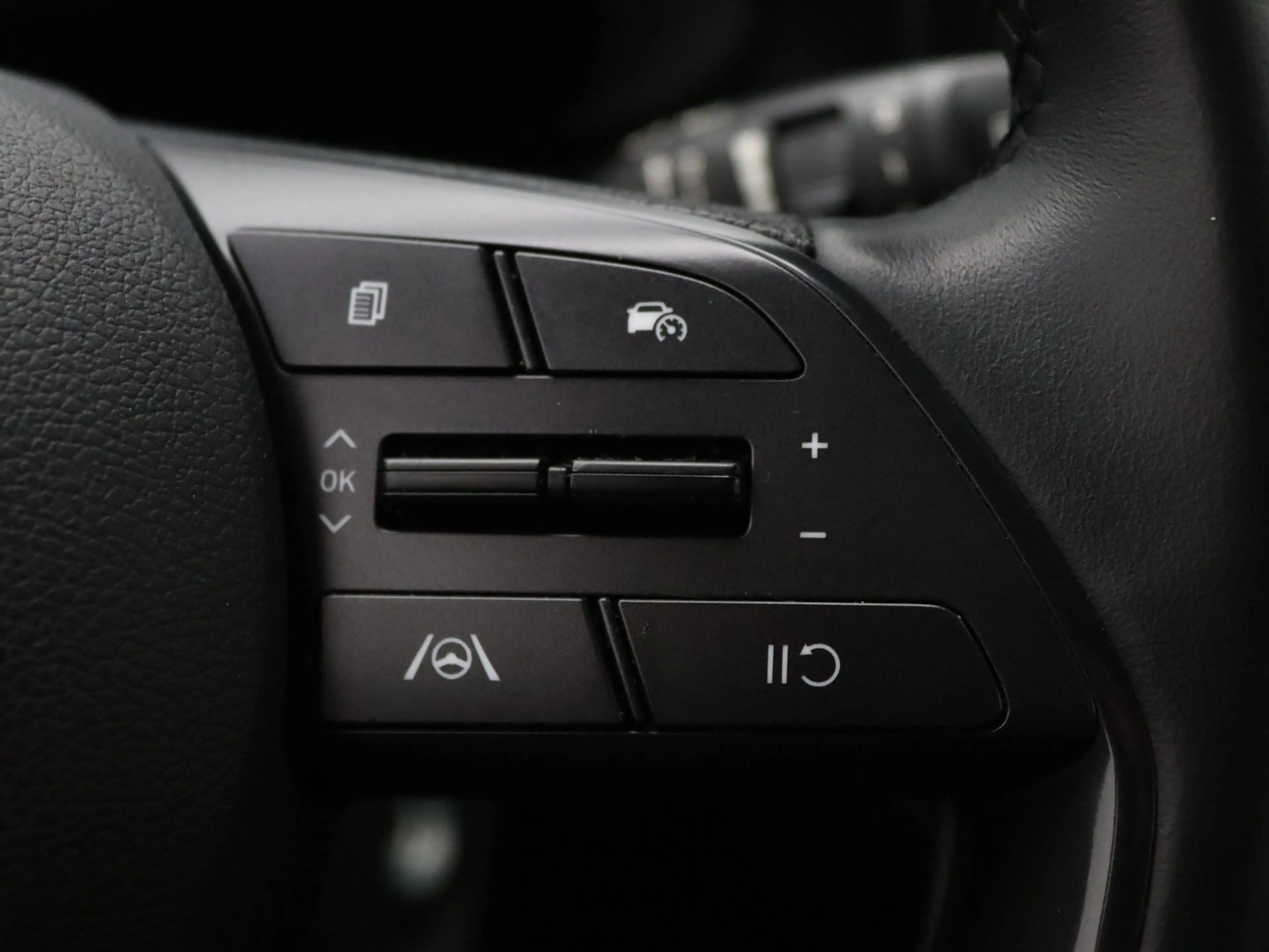 Hyundai i20 100pk T-GDI Comfort Smart Apple Carplay/Android Au — photo 15