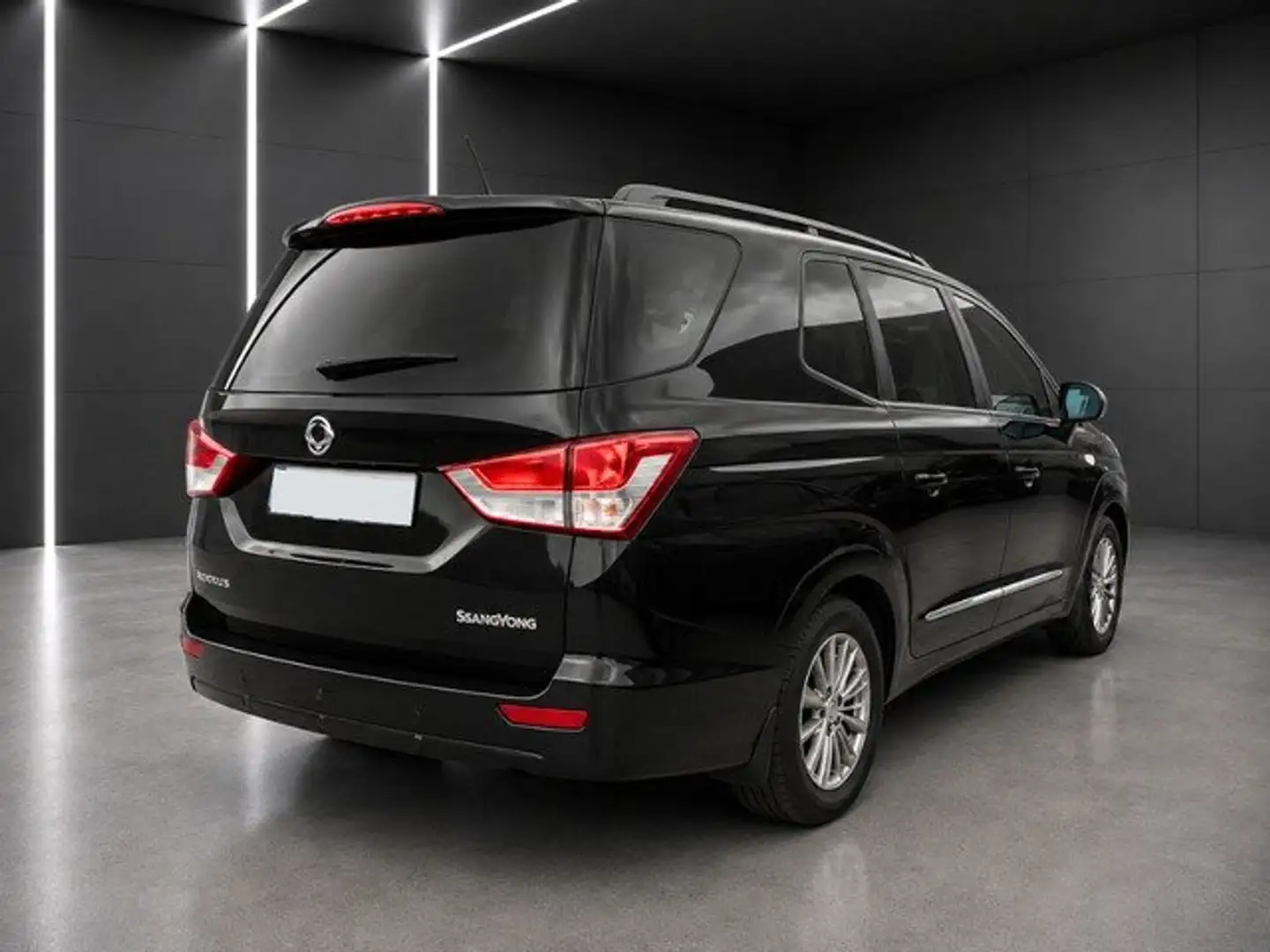 SsangYong Rodius 2.0e-Xdi Premium Schwarz - 2