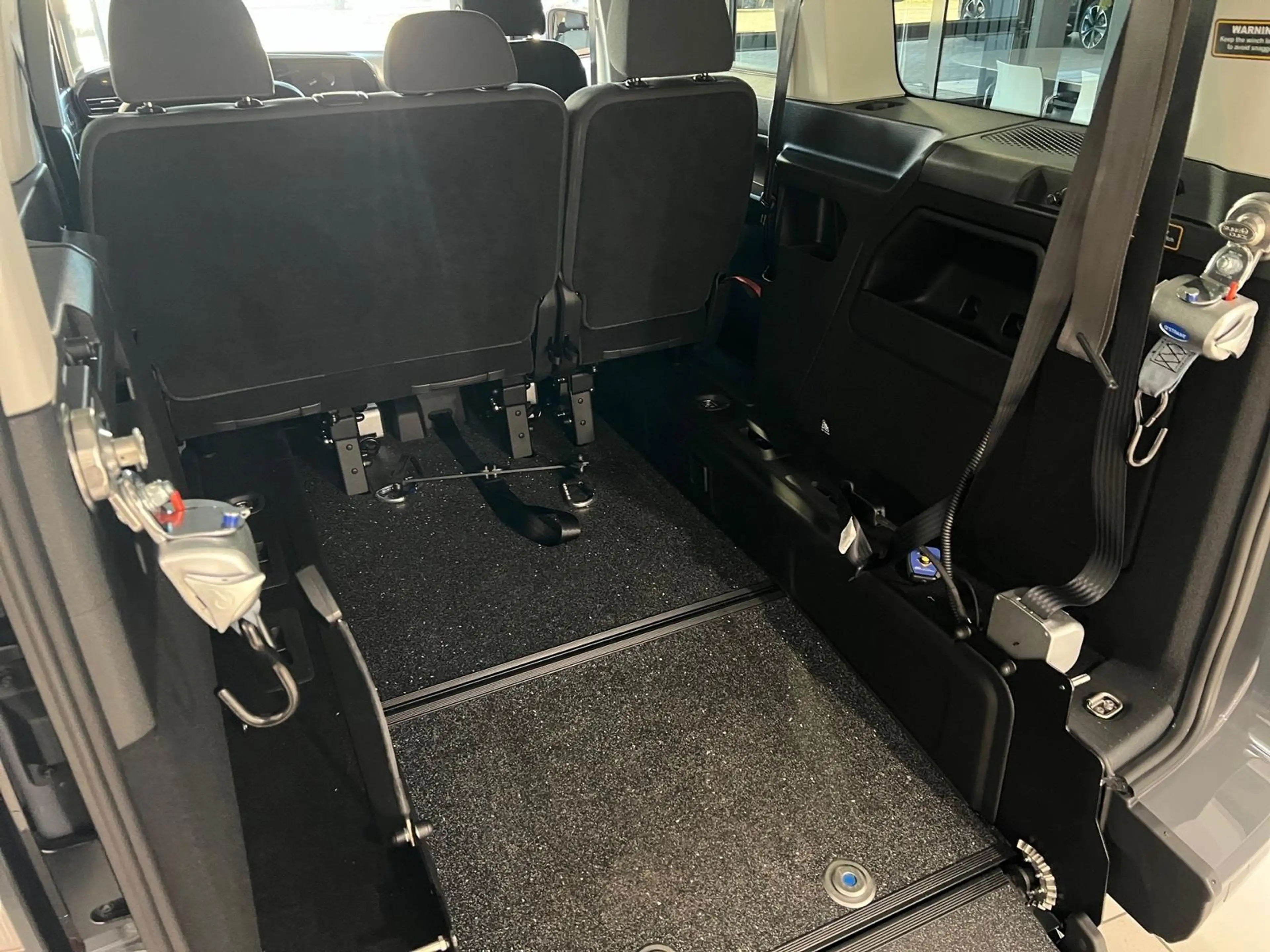 Ford Tourneo Connect Titanium — photo 8