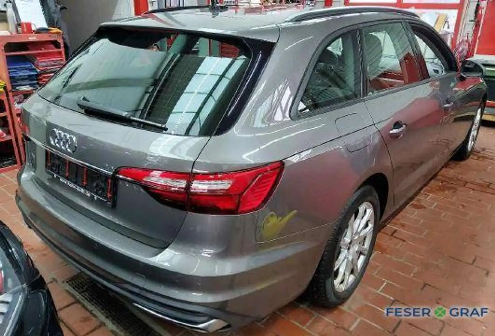 Audi A4 Avant 40 TDI S tronic AHK/Rfk Gris - 2
